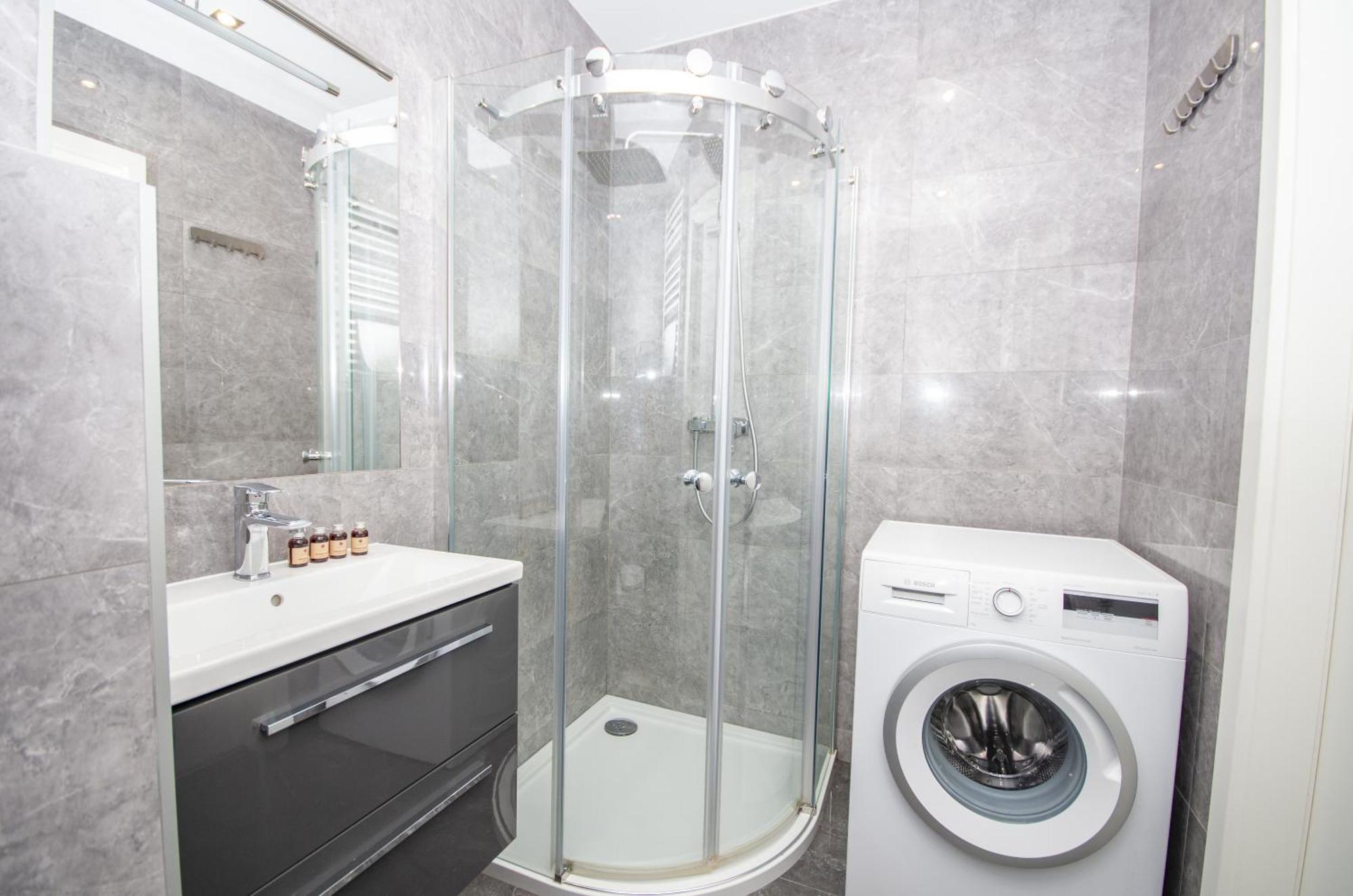 Inpoint Zablocie Modern Apartments For Work&Travel คราคูฟ ภายนอก รูปภาพ