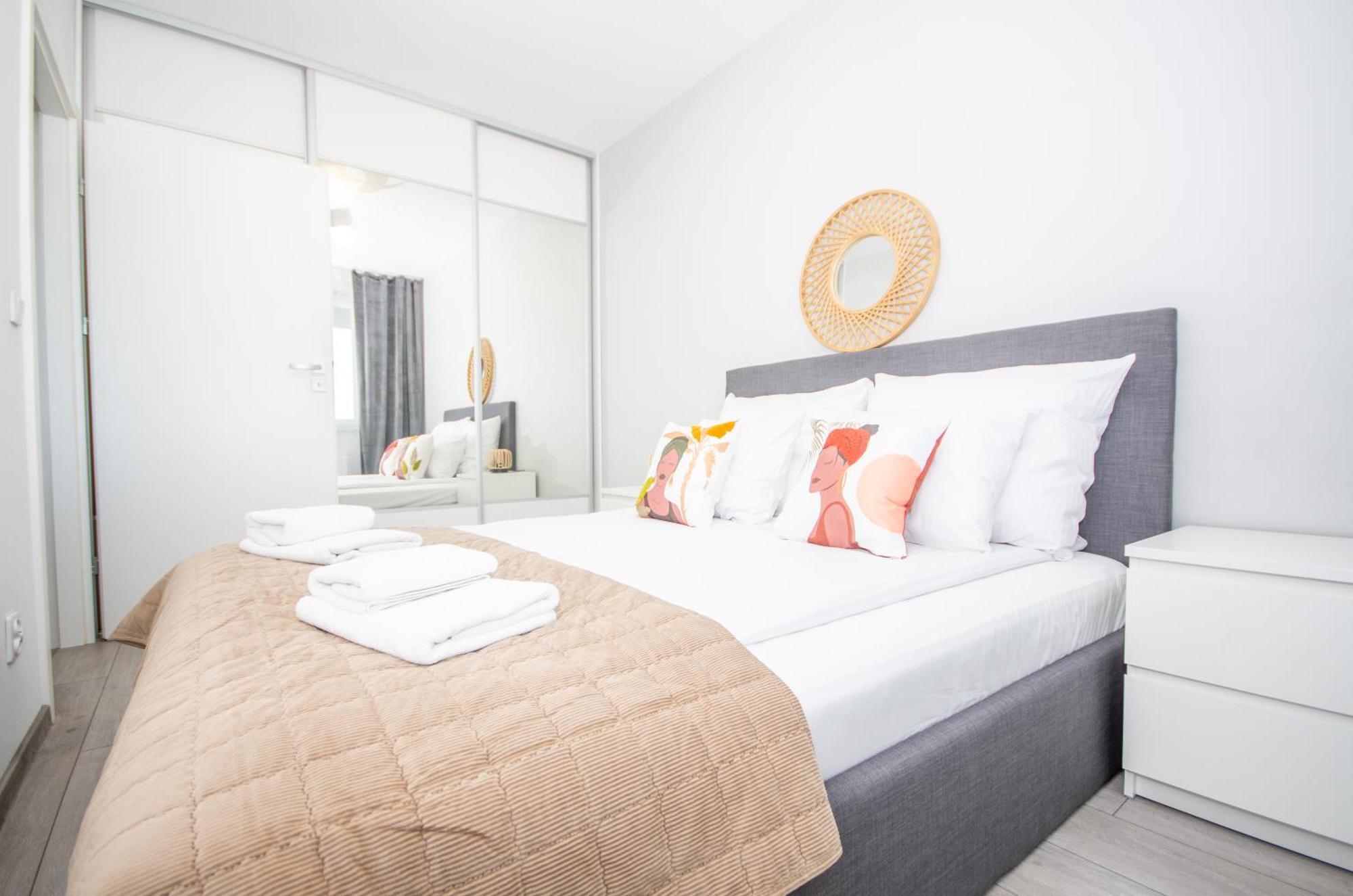 Inpoint Zablocie Modern Apartments For Work&Travel คราคูฟ ภายนอก รูปภาพ